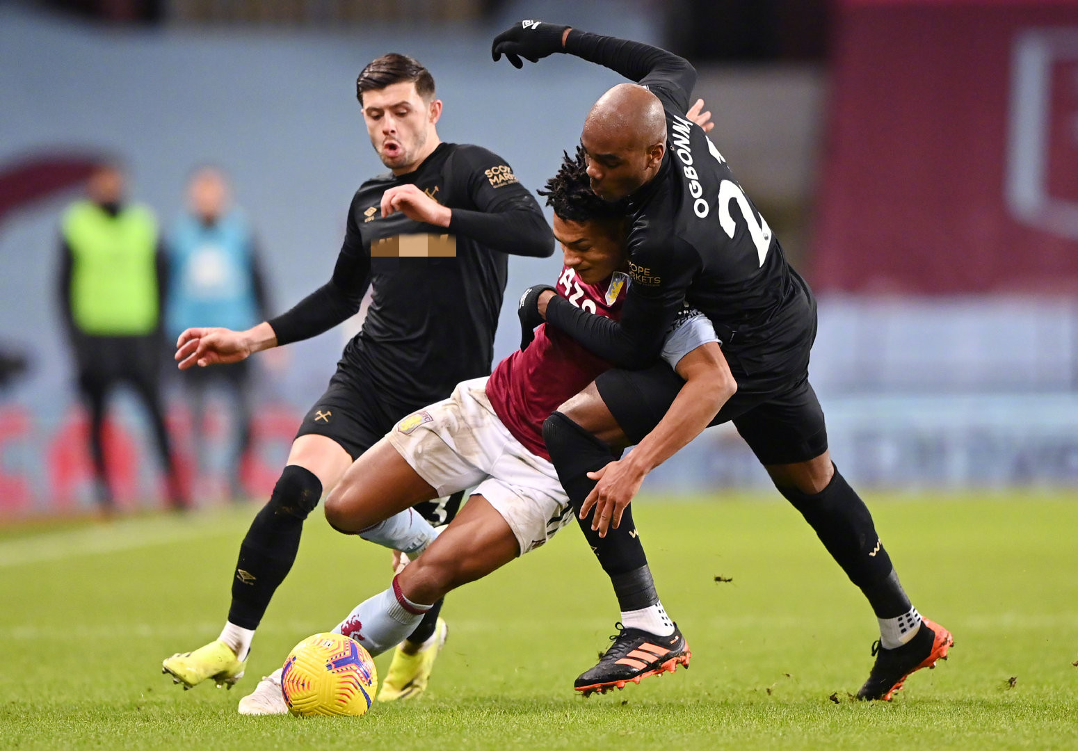 展现其独特 展现其独特