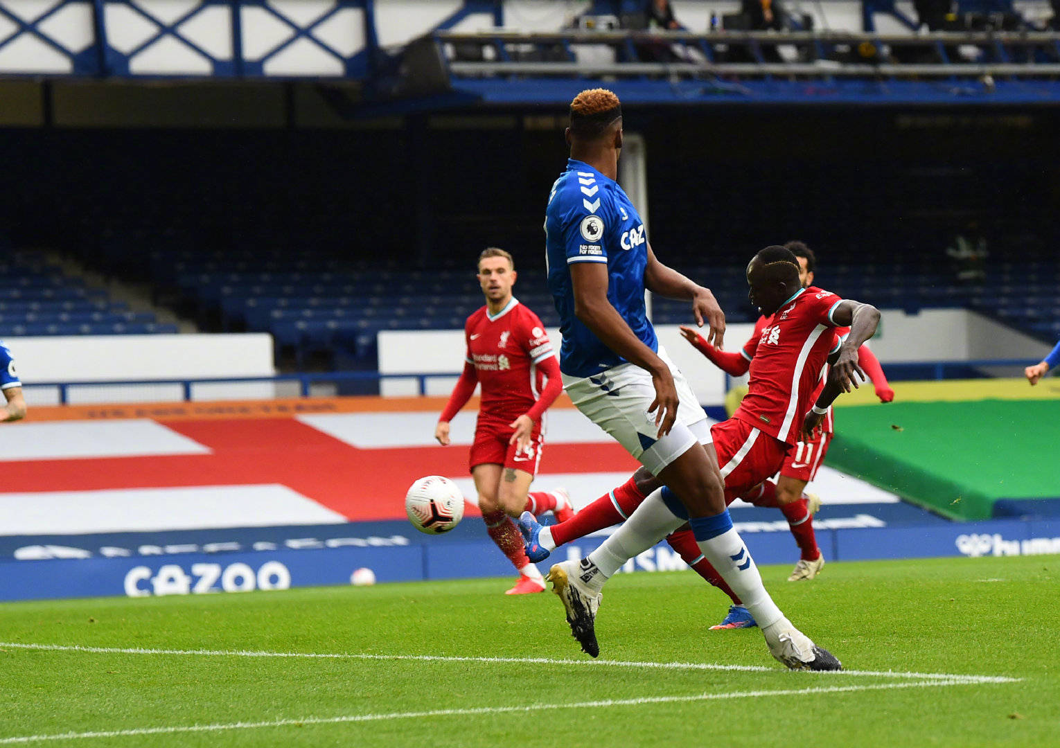 尽管中前场 尽管中前场